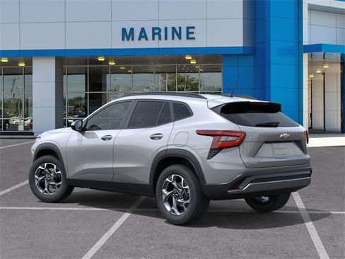 New 2026 Chevrolet Trax LT w/ Driver Confidence Package image 3