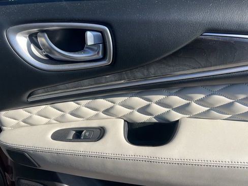 Used 2019 INFINITI QX60 Luxe w/ Limited Package image 36