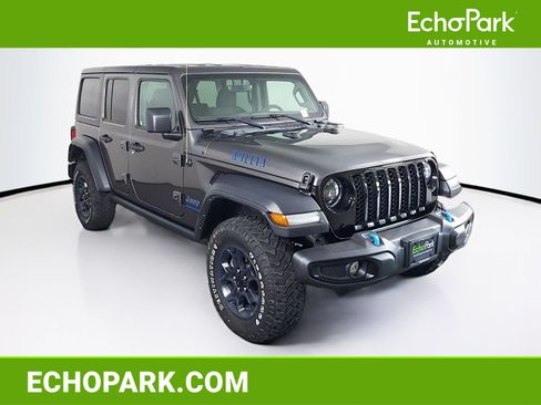 Used 2023 Jeep Wrangler Unlimited w/ 8.4" Radio Group AWD/4WD image 1