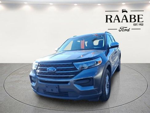 Used 2020 Ford Explorer XLT w/ Class III Trailer Tow Package image 13