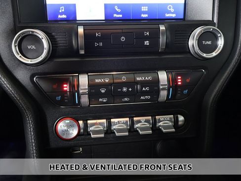 Used 2019 Ford Mustang Premium image 4