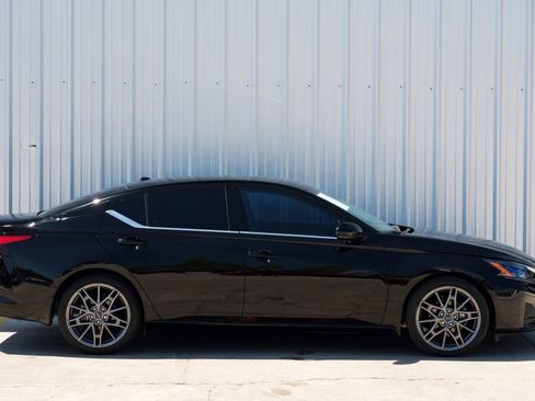 Used 2024 Nissan Altima 2.0 SR image 48