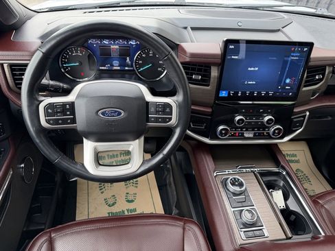 Used 2024 Ford Expedition Max Limited image 13