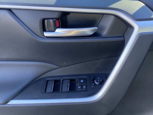 New 2025 Toyota RAV4 XLE image 28