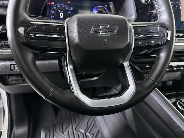 Used 2025 Chevrolet Colorado Trail Boss AWD/4WD image 11
