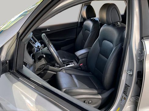 Used 2016 Hyundai Tucson Limited FWD image 8