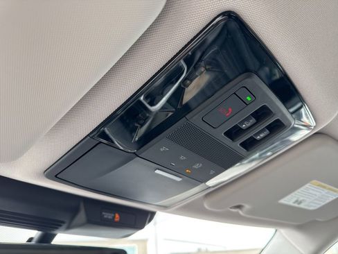 New 2026 Mitsubishi Outlander AWD image 23