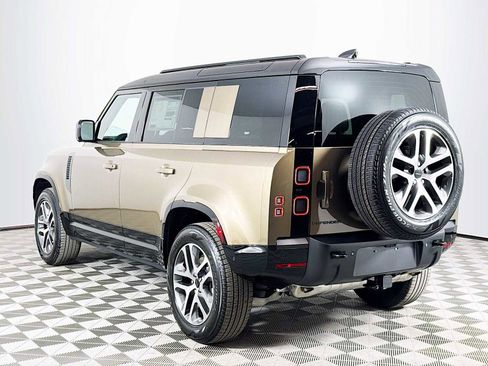 New 2026 Land Rover Defender 110 X-Dynamic SE AWD/4WD image 7