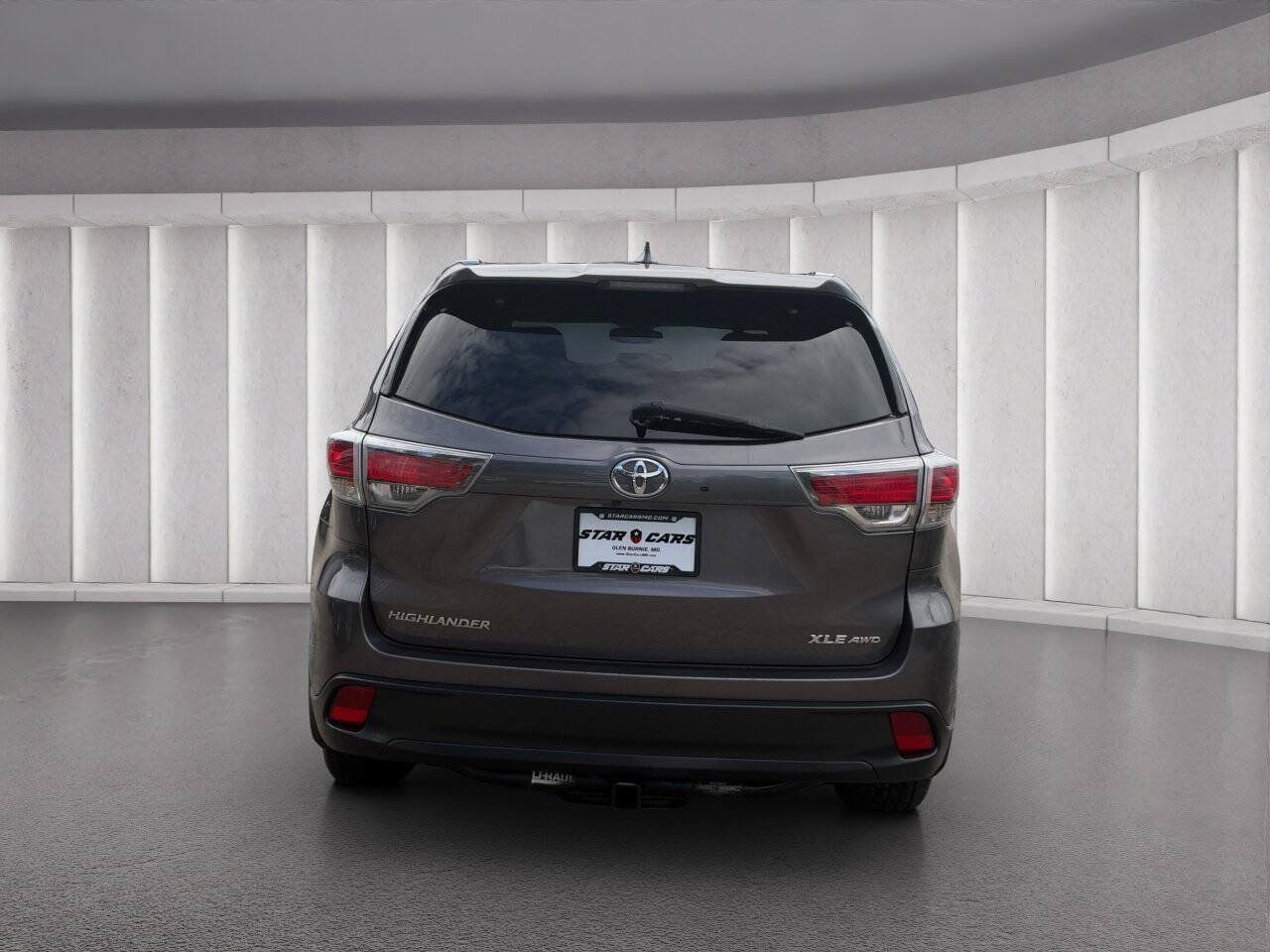 Used 2016 Toyota Highlander XLE AWD/4WD image 4