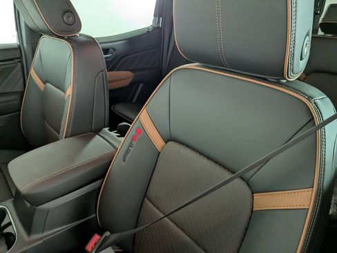 New 2026 GMC Canyon AT4 w/ Technology Plus Package AWD/4WD image 16