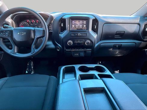Used 2022 Chevrolet Silverado 1500 Custom Trail Boss AWD/4WD image 15