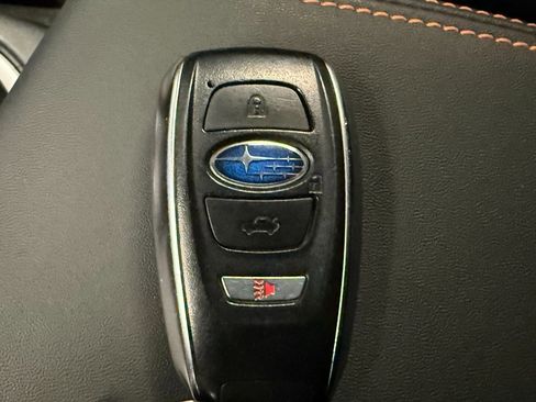 Used 2020 Subaru Crosstrek 2.0i Limited w/ Moonroof Package w/Navigation image 18