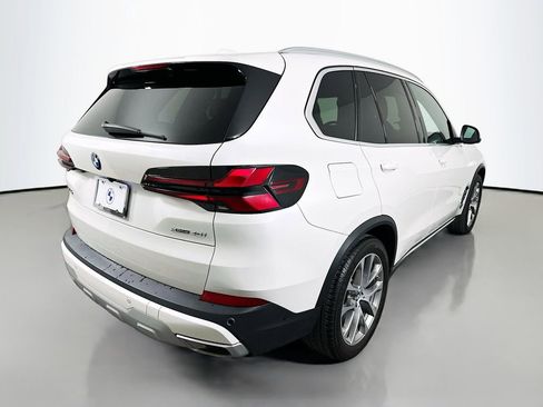 Certified 2024 BMW X5 xDrive40i w/ Premium Package image 5