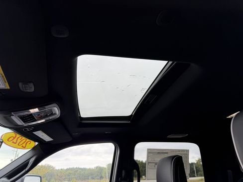 New 2026 RAM 2500 Limited image 18