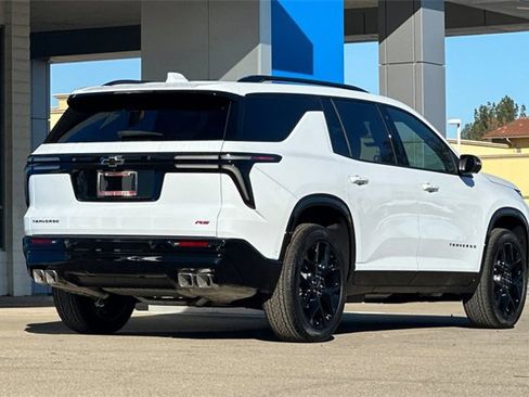 New 2026 Chevrolet Traverse RS image 5