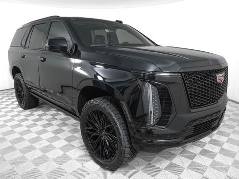 Used 2026 Cadillac Escalade Sport w/ Touring Package AWD/4WD image 4