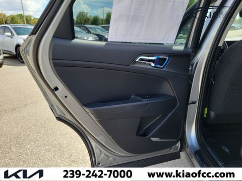 New 2026 Kia Sportage LX FWD image 14