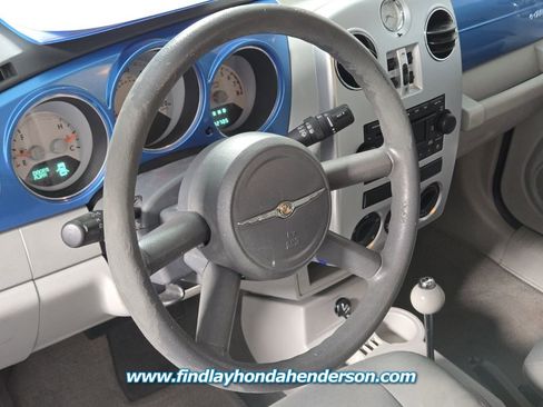 Used 2009 Chrysler PT Cruiser FWD image 25