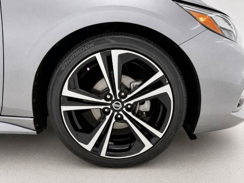 Used 2020 Nissan Sentra SR w/ Trunk Package FWD image 30