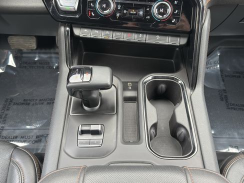 Used 2023 GMC Sierra 1500 AT4 w/ Technology Package image 39