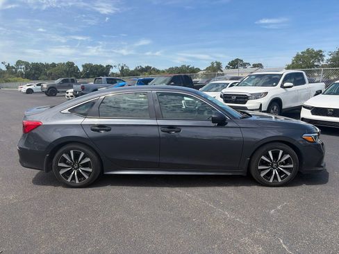 Used 2024 Honda Civic EX image 8