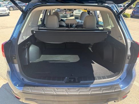 Used 2023 Subaru Forester Premium AWD/4WD image 23