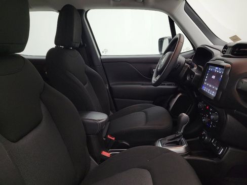 Used 2022 Jeep Renegade Sport image 21