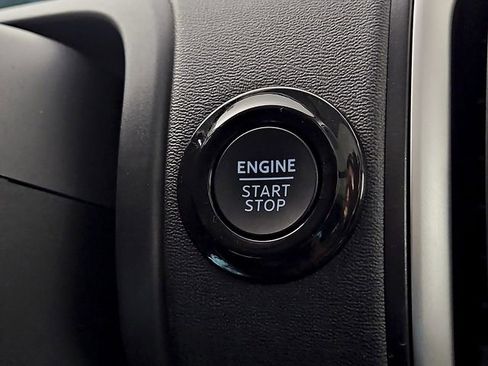 Used 2025 Ford Expedition Active image 26