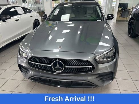 Used 2023 Mercedes-Benz E 450 4MATIC Sedan image 4