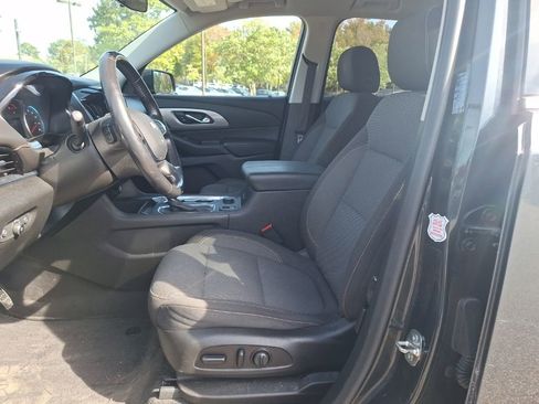 Certified 2019 Chevrolet Traverse LT image 32