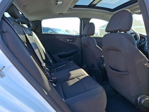 Used 2024 Chevrolet Malibu LT FWD image 15