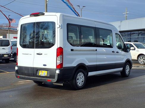 Used 2022 Ford Transit 350 XLT image 2