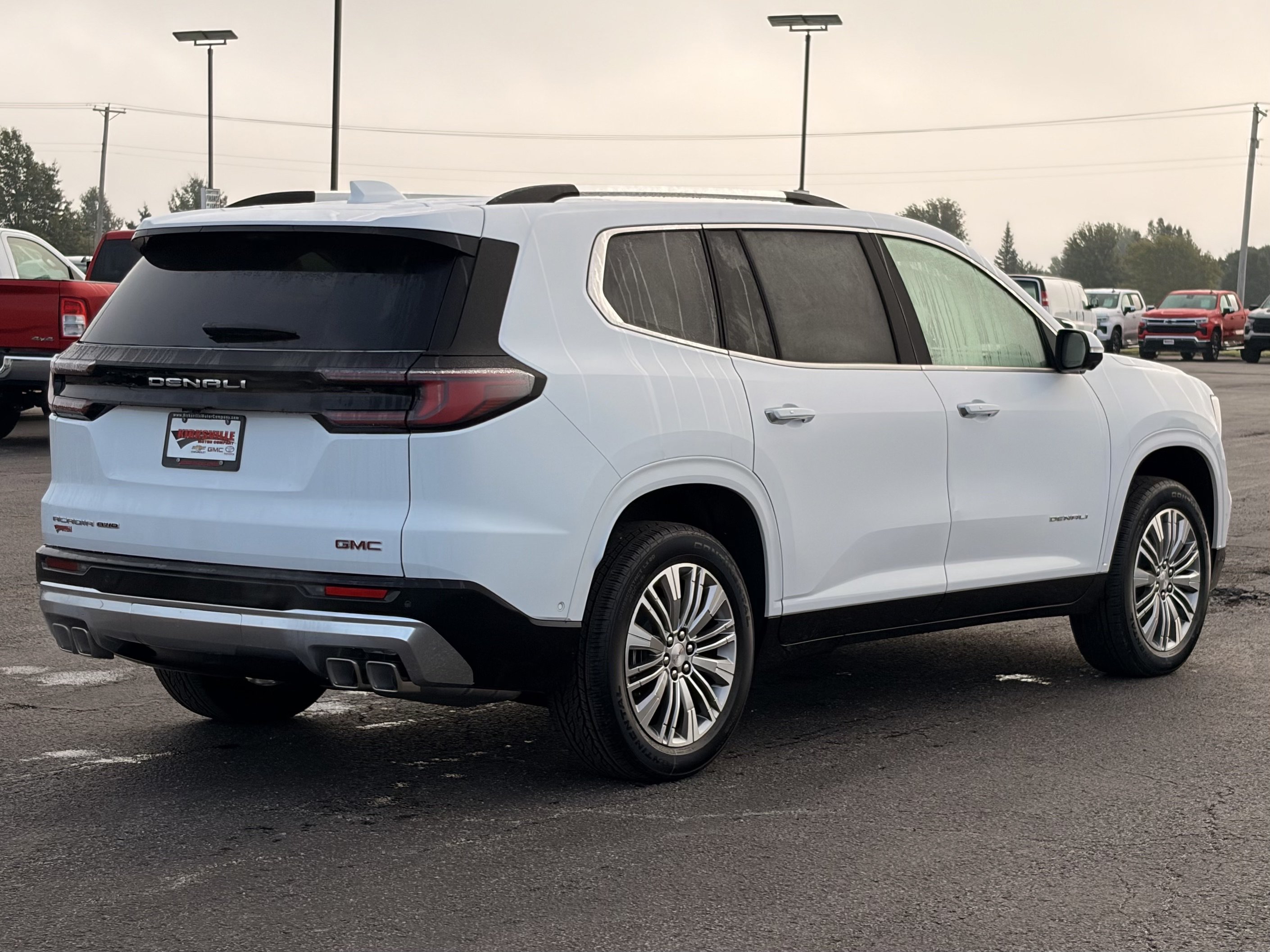 New 2027 GMC Acadia Denali w/ LPO, Floor Liner Package AWD/4WD image 5