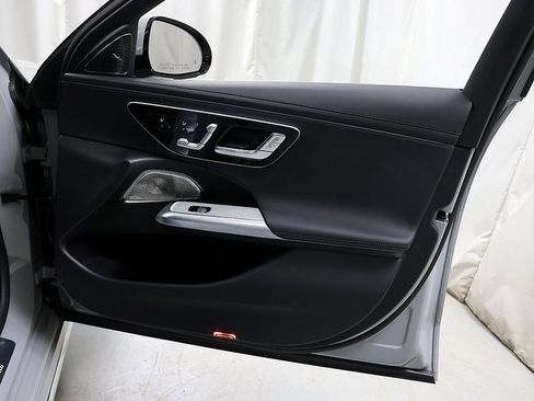 Certified 2026 Mercedes-Benz E 350 4MATIC Sedan image 33