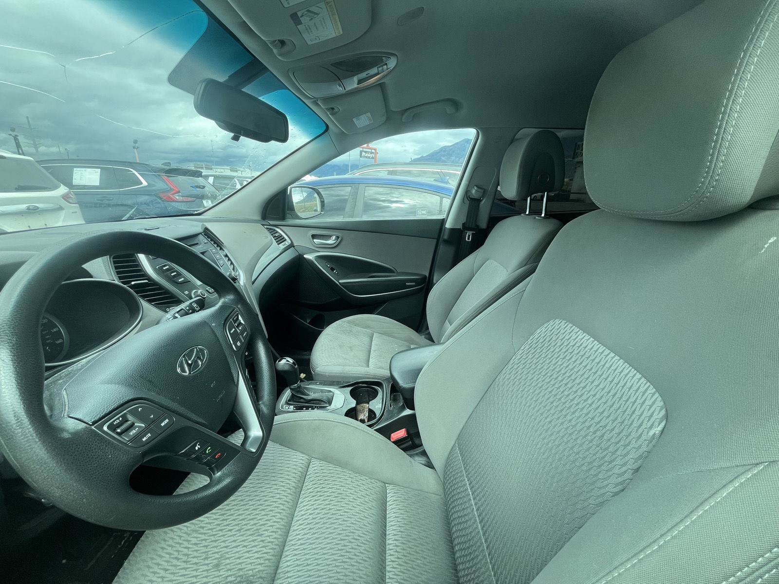 Used 2015 Hyundai Santa Fe GLS AWD/4WD image 7