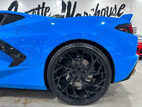 Used 2021 Chevrolet Corvette Stingray Preferred Cpe w/ Z51 Performance Package RWD image 30
