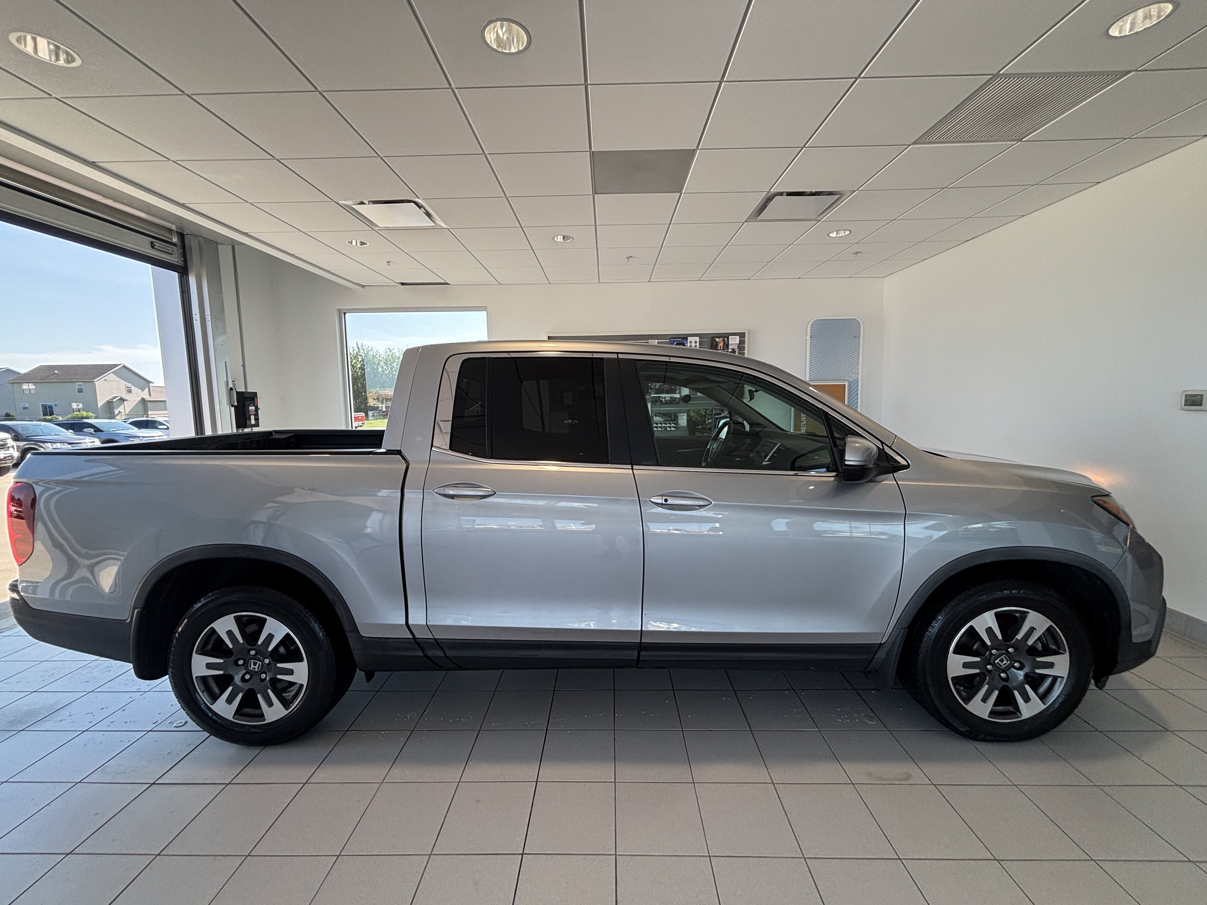 Used 2019 Honda Ridgeline RTL image 6