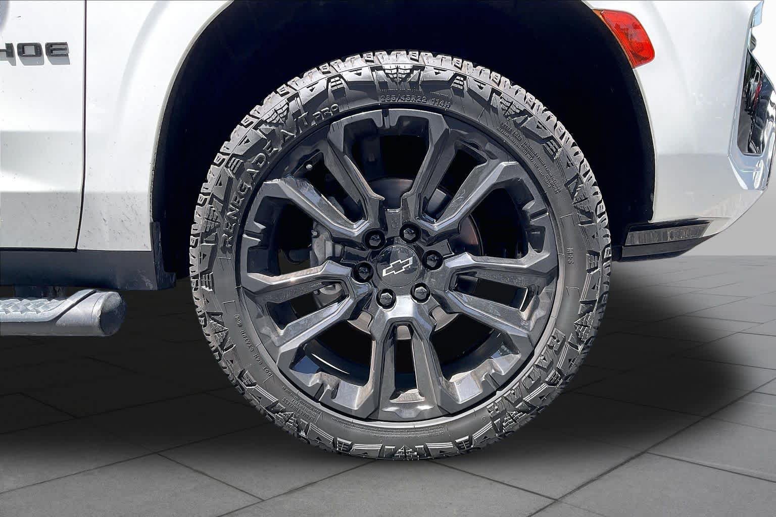 Used 2022 Chevrolet Tahoe Z71 AWD/4WD image 10