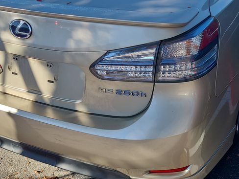 Used 2011 Lexus HS 250h image 10