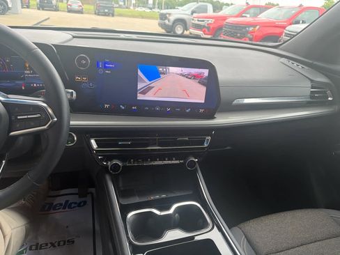 Used 2026 Chevrolet Traverse LT w/ LPO, Floor Liner Package FWD image 20