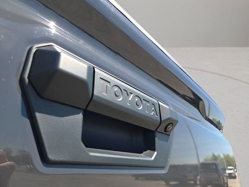 Used 2025 Toyota Tacoma SR5 image 17