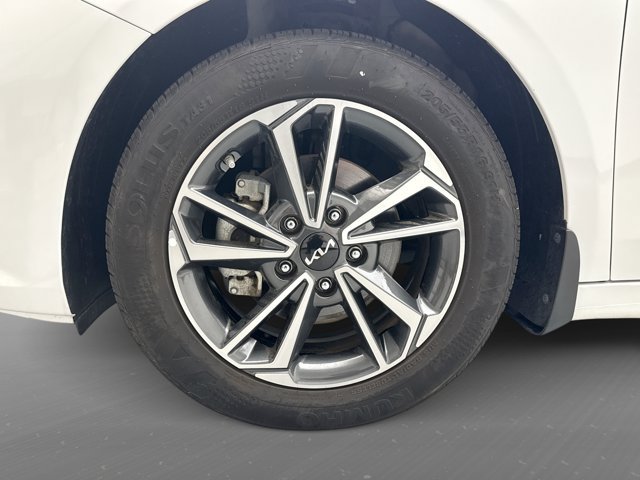 Used 2023 Kia Forte LXS w/ LXS Technology Package FWD image 21