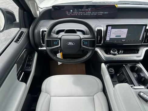 New 2027 Ford Expedition Max Platinum w/ Driver's Package AWD/4WD image 14