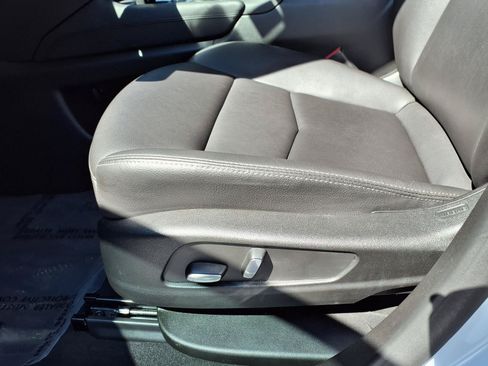 Used 2025 Cadillac XT5 Luxury FWD image 26