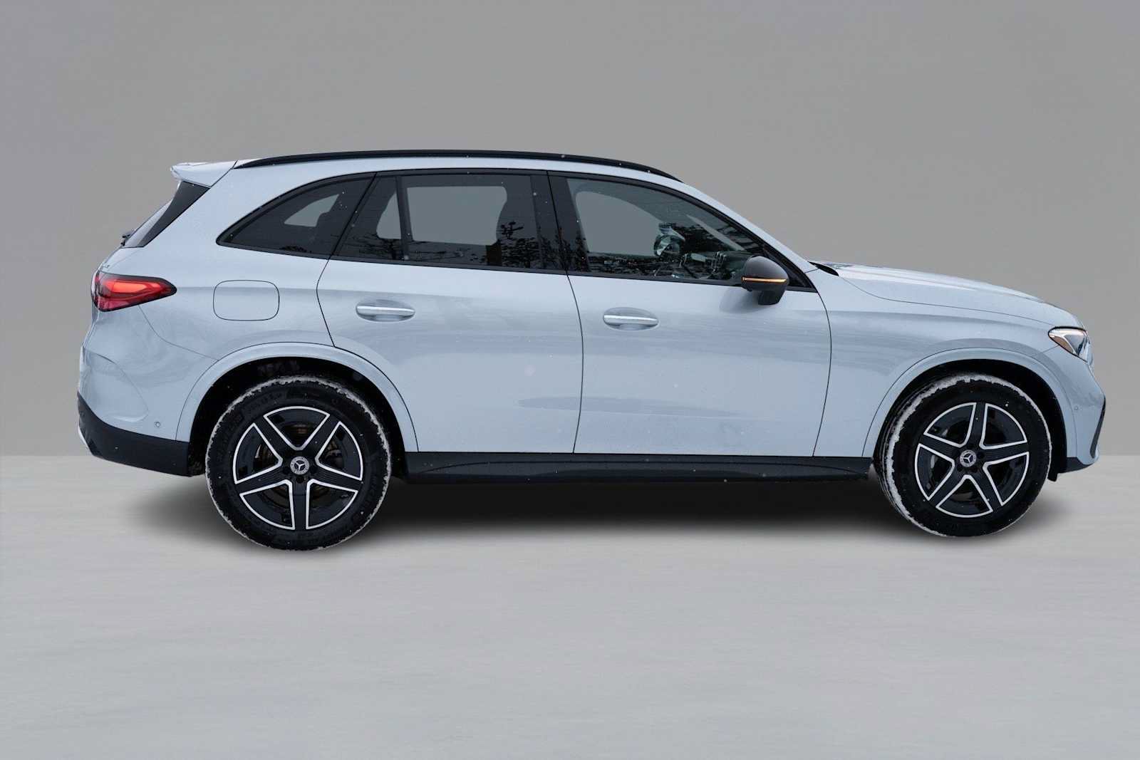 Used 2026 Mercedes-Benz GLC 300 4MATIC image 4