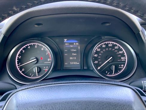 Used 2023 Toyota Camry SE image 25