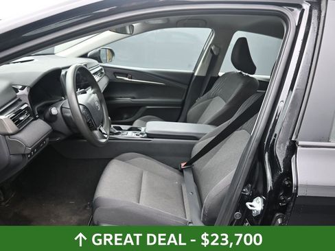 Used 2025 Toyota Camry LE image 23