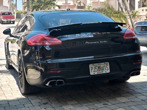 Used 2014 Porsche Panamera image 37