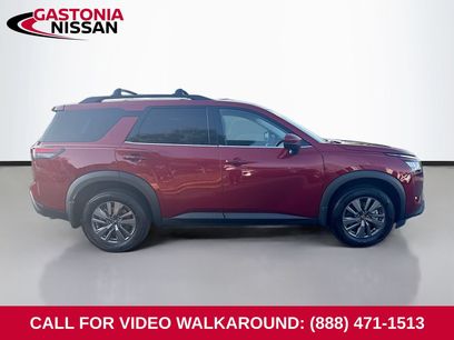 Used 2024 Nissan Pathfinder SV