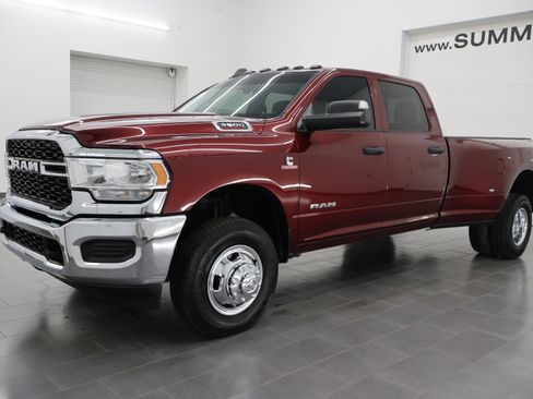 Used 2022 RAM 3500 Tradesman AWD/4WD image 8